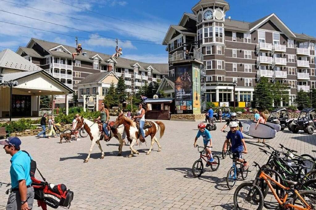 Mountain Lodge Getaway, Ski-In/Ski-Out, Heart Of The Village Snowshoe Exterior photo